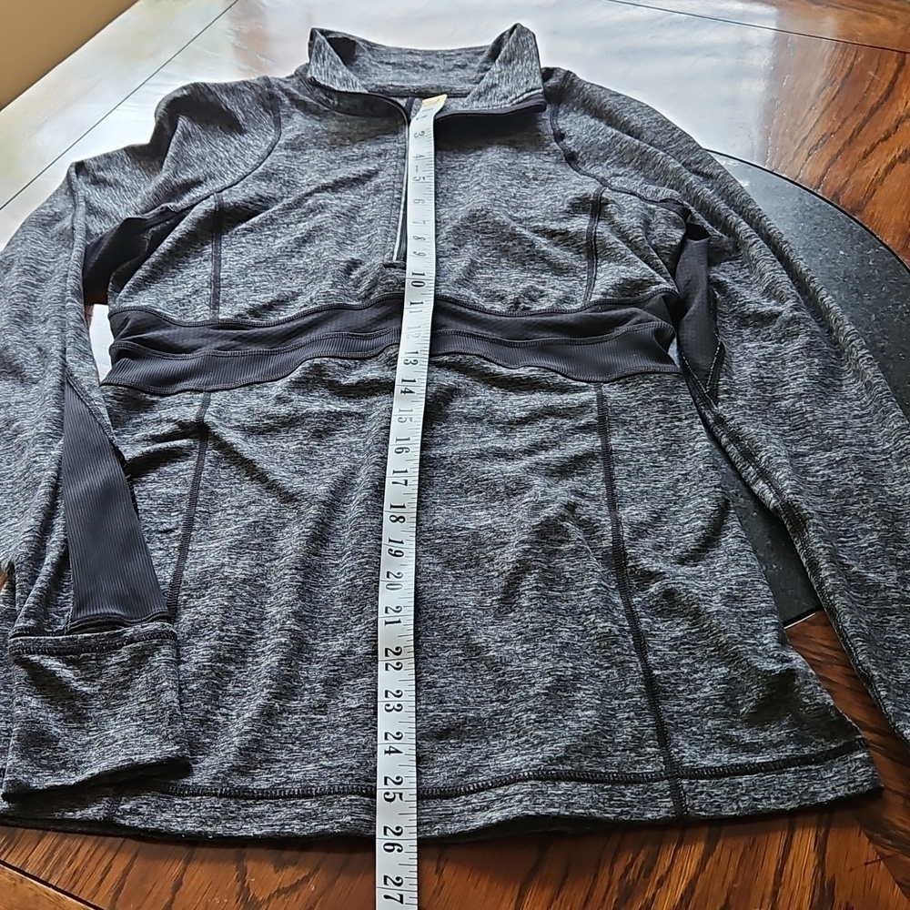 Lululemon Full Tilt Half Zip Pullover Size 8 - Picture 16 of 16
